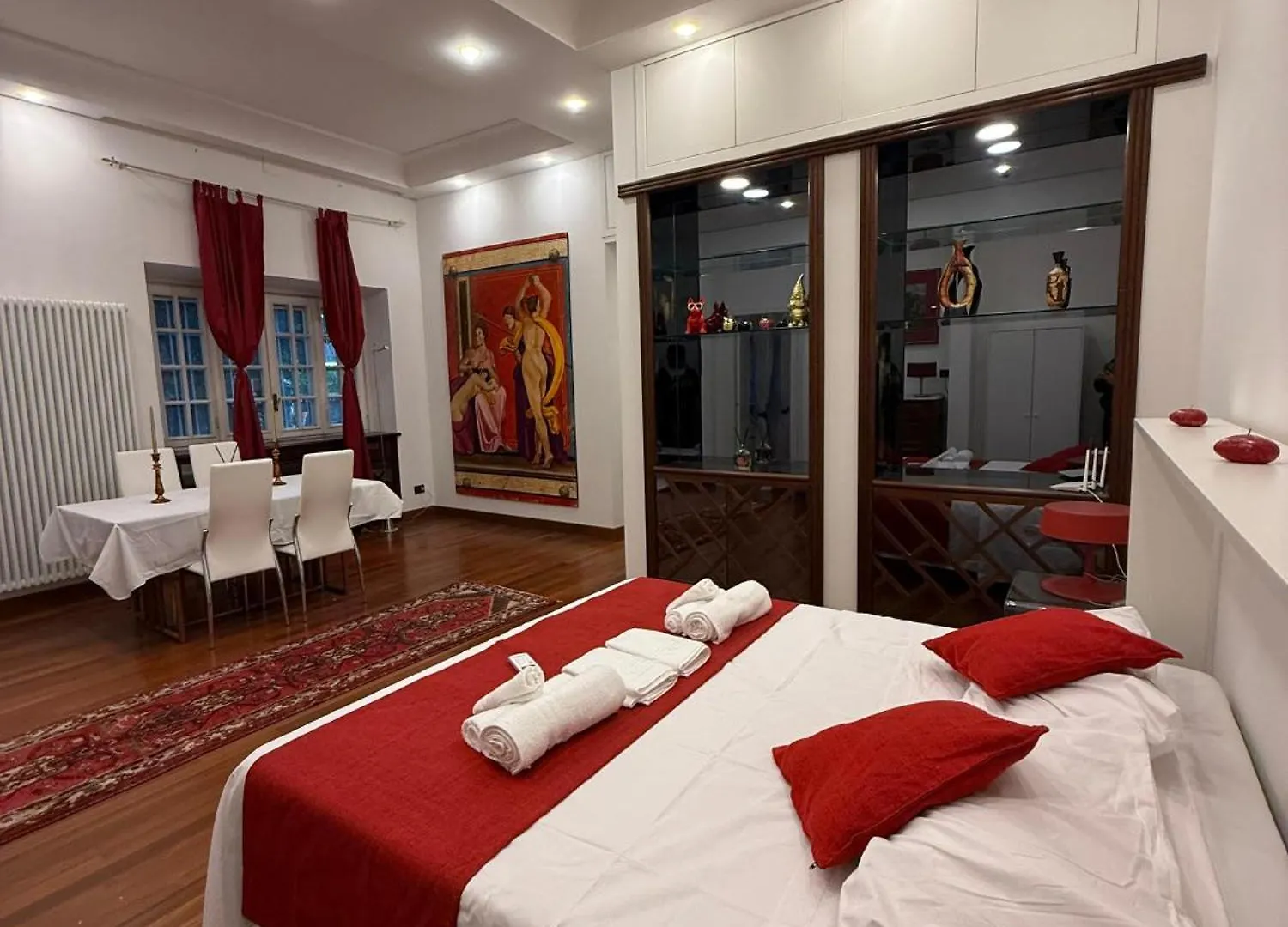 Luxury Apartment In Villa Rome